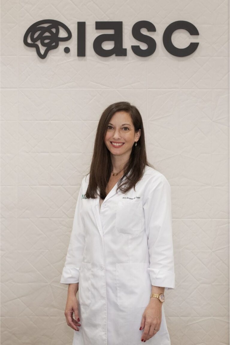 Paloma Álvarez de Toledo, neuropsicóloga y técnico EMT en IASC Sevilla